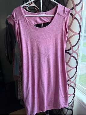 Athleta Heathered Pink Short Sleeve Cutout Neck Tunic